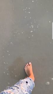 Katarzyna Cichopek feet photo thumbnail