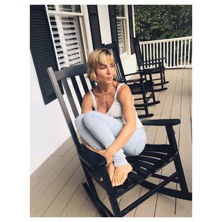 Elsa Pataky feet photo thumbnail