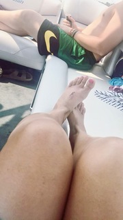 Paige VanZant feet photo thumbnail