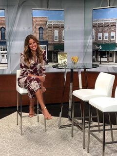 Kelly Bensimon feet photo thumbnail