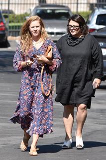 Amy Adams feet photo thumbnail