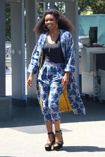 Gabrielle Union feet photo thumbnail