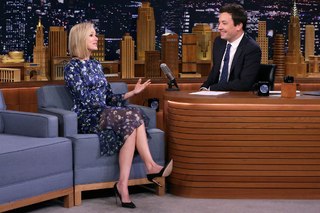 Naomi Watts feet photo thumbnail