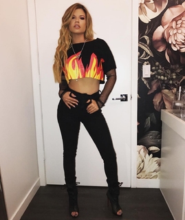 Chanel West Coast feet photo thumbnail