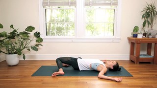 Adriene Mishler feet photo thumbnail