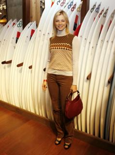 Amy Smart feet photo thumbnail