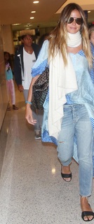 Heidi Klum feet photo thumbnail