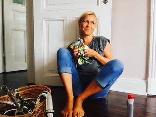 Nova Meierhenrich feet photo thumbnail