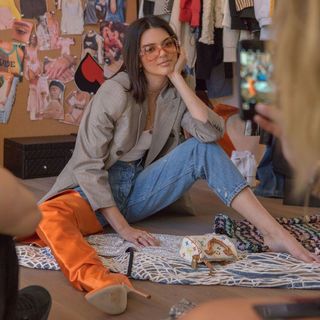 Kendall Jenner feet photo thumbnail