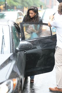 Shay Mitchell feet photo thumbnail