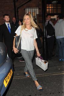 Sienna Miller feet photo thumbnail
