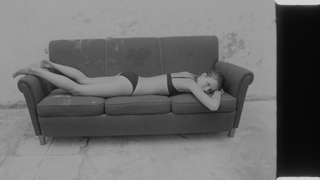 Kate Moss feet photo thumbnail