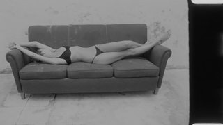 Kate Moss feet photo thumbnail