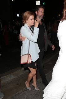 Amy Adams feet photo thumbnail