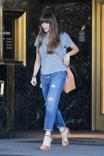 Sofía Vergara feet photo thumbnail