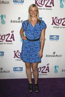 Amy Smart feet photo thumbnail