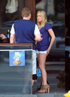 Kristin Cavallari feet photo thumbnail