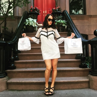Brie Garcia feet photo thumbnail