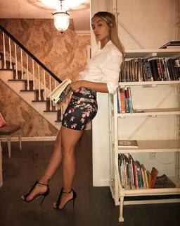 Jasmine Sanders feet photo thumbnail