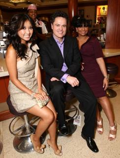 Brenda Song feet photo thumbnail
