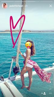 Jade Thirlwall feet photo thumbnail