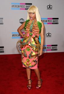 Nicki Minaj feet photo thumbnail