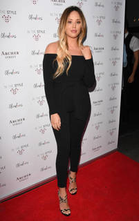 Charlotte Crosby feet photo thumbnail