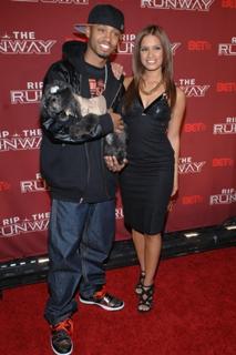 Rocsi Diaz feet photo thumbnail