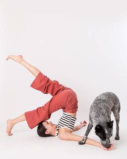 Adriene Mishler feet photo thumbnail
