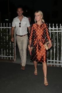 Julianne Hough feet photo thumbnail