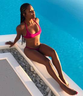 Gabrielle Union feet photo thumbnail