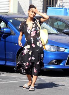 Thandiwe Newton feet photo thumbnail