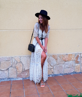 Paula Echevarría feet photo thumbnail