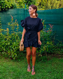 Paula Echevarría feet photo thumbnail