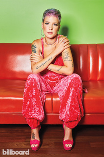Halsey feet photo thumbnail