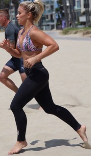 Paige VanZant feet photo thumbnail