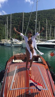 Maya Jama feet photo thumbnail