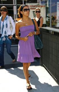 Eva Longoria feet photo thumbnail