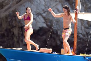 Dua Lipa feet photo thumbnail