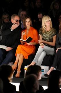 Victoria Beckham feet photo thumbnail