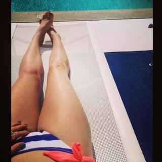 Justina Valentine feet photo thumbnail