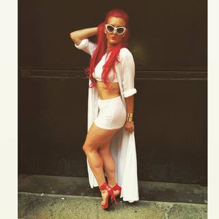 Justina Valentine feet photo thumbnail