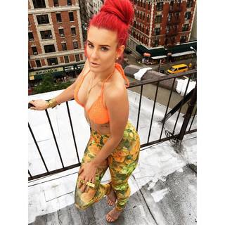 Justina Valentine feet photo thumbnail