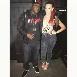 Justina Valentine feet photo thumbnail