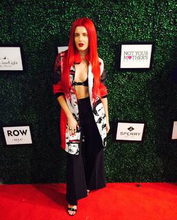 Justina Valentine feet photo thumbnail