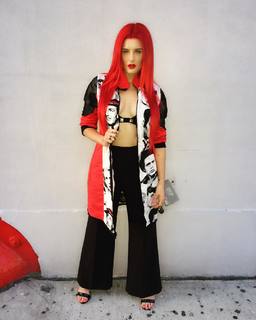 Justina Valentine feet photo thumbnail