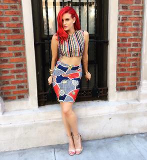 Justina Valentine feet photo thumbnail