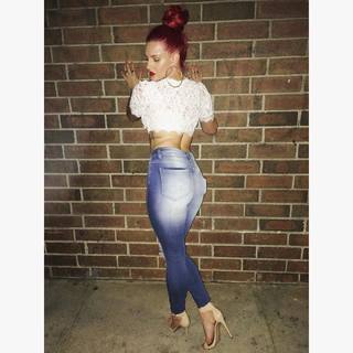 Justina Valentine feet photo thumbnail