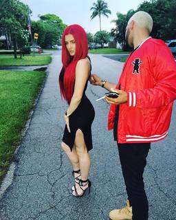 Justina Valentine feet photo thumbnail