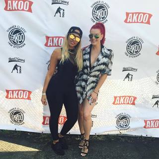 Justina Valentine feet photo thumbnail